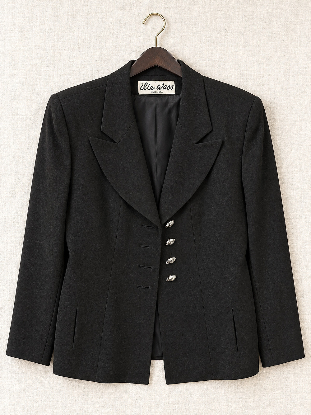 ⚜️ Ilie Wacs | Structured Black Blazer | Size 12 | Silver Buttons 💗